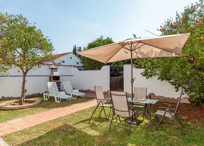 Fuente4 Piscina Comun Famila Casa de Campo Conil De La Frontera