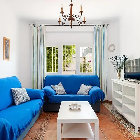 בית כפרי Fuente4 Piscina Comun Famila קוניל דה לה פרונטרה